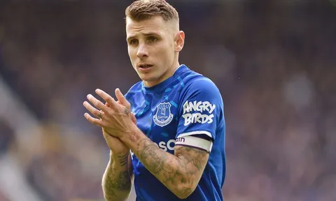 Trước đại chiến Everton, Arsenal nhận cú hích lớn từ đối thủ