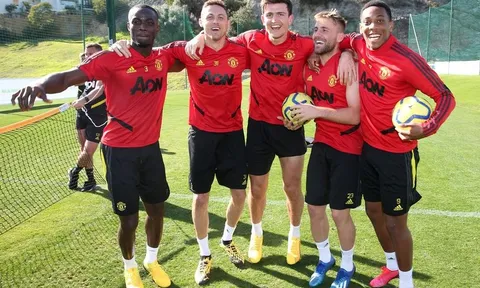 2 cái tên đã giúp Man Utd giải quyết 2 vấn đề chuyển nhượng