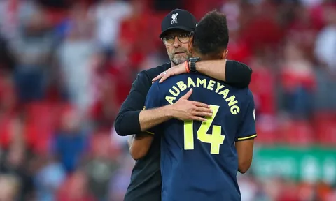 "2 cái tên đó khiến Aubameyang không thể bùng nổ"