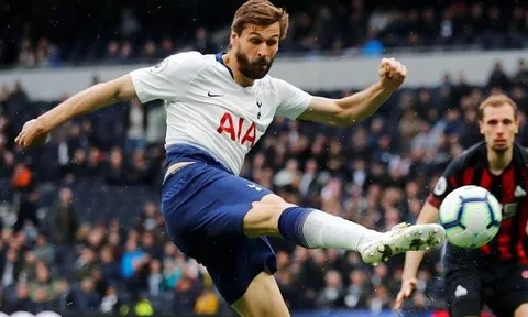 Vừa thua sốc, Pochettino 'cầu cứu' người cũ để tăng cường hỏa lực