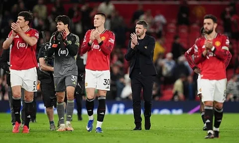 Carragher tin chắc Carrick sẽ làm HLV MU mùa tới