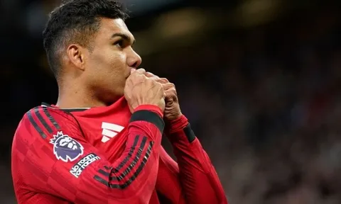 5 điểm nhấn Man Utd 2-1 Brentford: 'Sát thủ' Casemiro; Kỷ lục chờ Bruno Fernandes