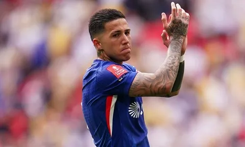 Enzo Fernandez chốt hai yêu cầu để tiếp tục gắn bó với Chelsea