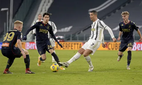 Từng gọi Messi là 'GOAT', Arthur đổi qua chọn Ronaldo sau khi đến Juve