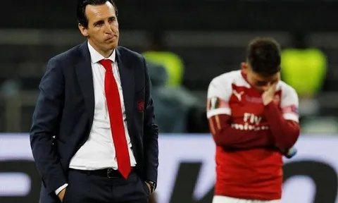 Chuyển động ở Arsenal: Việc cần không làm, việc đang làm lại không cần