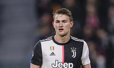De Ligt "bái phục" 2 người đàn anh tại Juventus