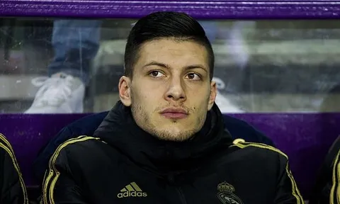 "Của nợ" Real Madrid công khai xin lỗi trước người dân quê nhà