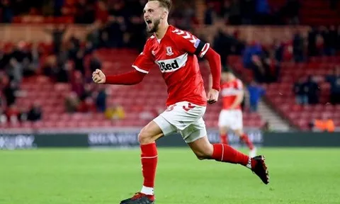 Đại chiến ở bờ biển miền Nam, bộ 3 Premier League tranh giành tiền vệ Championship