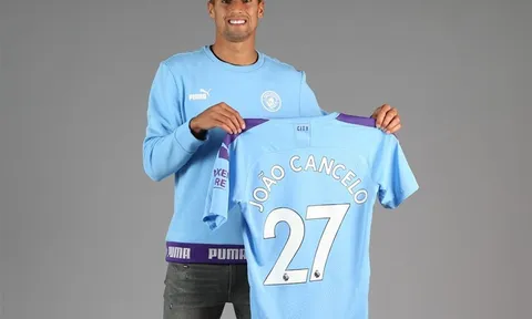 Barca chốt kế hoạch mua "kẻ thất sủng" Man City