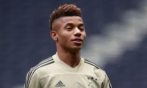 Ajax đã nhận được đề nghị chính thức cho 'ngọc quý' Brazil