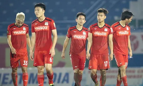 HAGL và cuộc đua trụ hạng: Phía sau lưng là vực thẳm