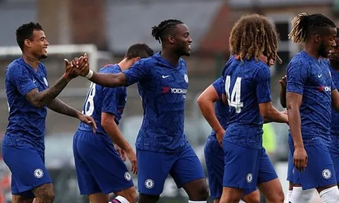 "Người thừa" ghi bàn, Lampard đánh rơi chiến thắng cùng Chelsea
