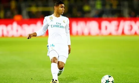 Đàm phán đi đến bước cuối, đại diện EPL hết cửa có trụ cột Barca