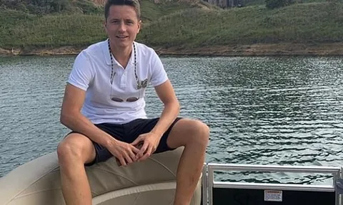 "Cậu ấy giống Jack Grealish, có sự tinh tế như James Maddison"