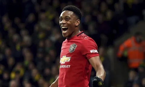 Đội hình nhận lương cao nhất NHA: 6 Man Utd; 2 Man City, 1 Liverpool