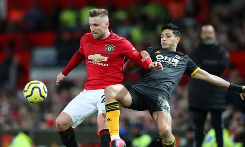 CĐV Man Utd: "Đừng mua thêm ai cả, 2 cầu thủ ấy cũng đủ tốt rồi!"