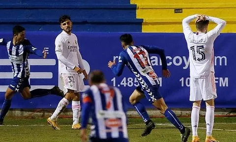 Real bị "nhược tiểu" loại khỏi Cúp nhà vua, Zidane thốt lên 1 sự thật