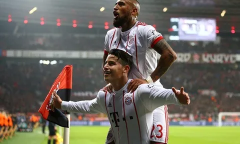 Vidal: "Thật khó chịu khi Zidane làm thế với James"