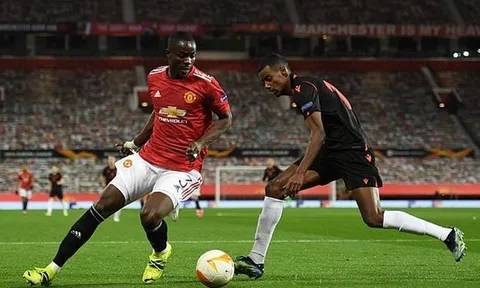 Củng cố hàng thủ, Man United quyết trói chân "đá tảng" xuất sắc