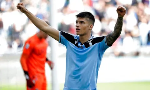 Vì Corona, ngôi đầu Serie A đổi chủ
