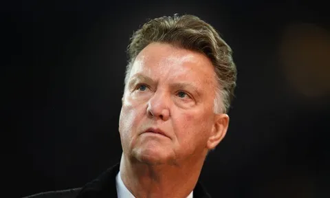 Đến sân xem Man Utd đá, Van Gaal cũng phải ngán ngẩm thở dài
