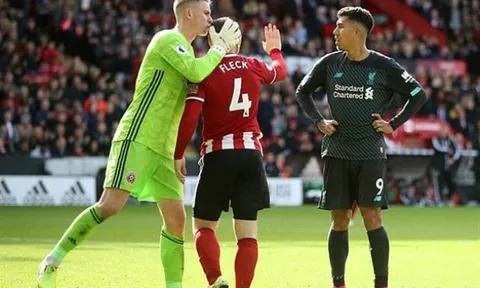 Liverpool ghi bàn, CĐV Man Utd bị đem ra giễu cợt