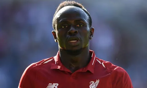 "Nếu là 130 triệu bảng, Liverpool nên bán cậu ta"
