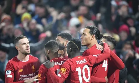 "Liverpool bị loại, có gì to tát?"