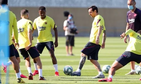 Messi lập siêu phẩm, Barca tràn trề tự tin trước ngày tái xuất