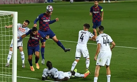 5 điểm nhấn Barcelona 3-1 Napoli (4-2): Thiên tài Messi, Gli Azzurri yếu "bóng vía"