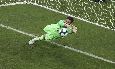5 điểm nhấn Brazil 0-0 Paraguay (4-3 luân lưu): Người hùng 67 triệu bảng cứu rỗi Tite