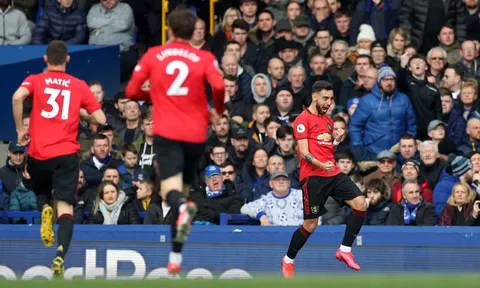 5 điểm nhấn Everton 1-1 M.U: Sai lầm với Fernandes; 2 cú lật mặt chớp nhoáng!