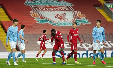5 điểm nhấn Liverpool 1-4 Man City: Gundogan "lật mặt"; The Kop tự rút khỏi cuộc đua vô địch