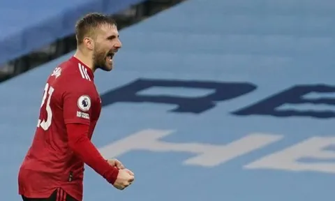 5 điểm nhấn Man City 0-2 Man Utd: Carlos mới, De Bruyne cũng là con người