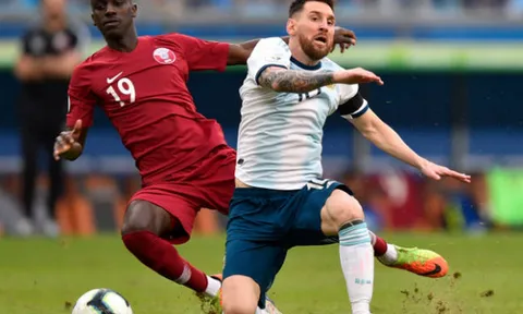 5 điểm nhấn Qatar 0-2 Argentina: Quyết định táo bạo, hy sinh Messi!