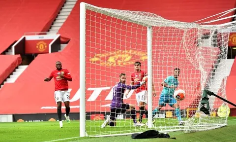 5 điểm nhấn sau trận Man Utd 5-2 Bournemouth: Anh sai, có tôi sửa