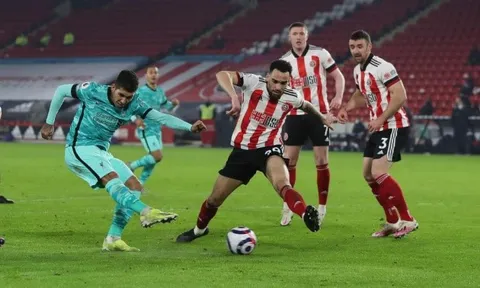 5 điểm nhấn Sheffield 0-2 Liverpool: Ramsdale "hóa tường", Firmino tinh quái