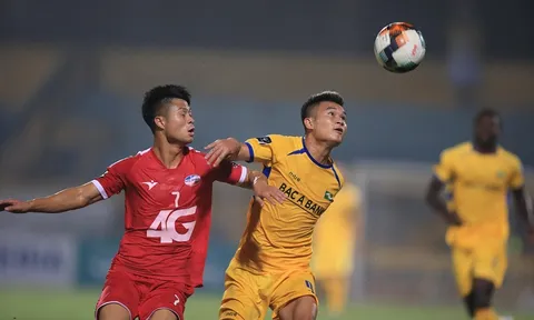 Trọng Hoàng, Ngọc Hải nhạt nhòa ngày hồi hương, Viettel ôm hận trên sân Vinh