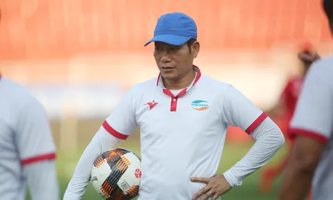 Đánh bại HAGL tại phố núi, HLV Hải Biên hết lời khen ngợi học trò