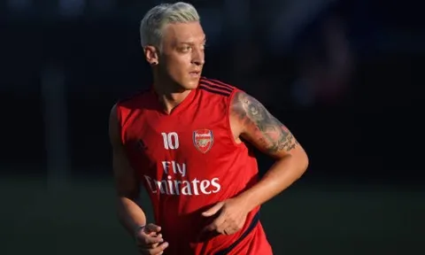 Ozil: "Arsenal may mắn vì sở hữu 4 cái tên này"