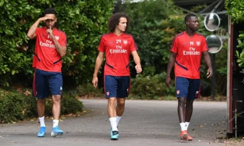 Arsenal mua "máy chém Bờ Biển Ngà", Owen nói thẳng số phận mùa tới