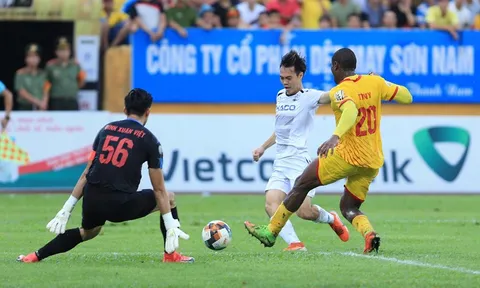 Tổng hợp vòng 19 V-League: HAGL mất điểm đáng tiếc; Hà Nội lại lên ngôi đầu