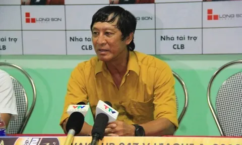 CHÍNH THỨC: HLV Vũ Quang Bảo chia tay bóng đá Thanh Hóa