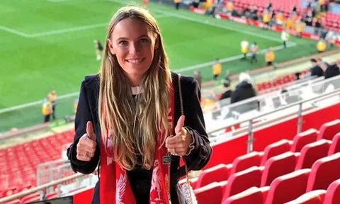 Caroline Wozniacki lên kế hoạch ăn mừng chức vô địch EPL ở Anfield