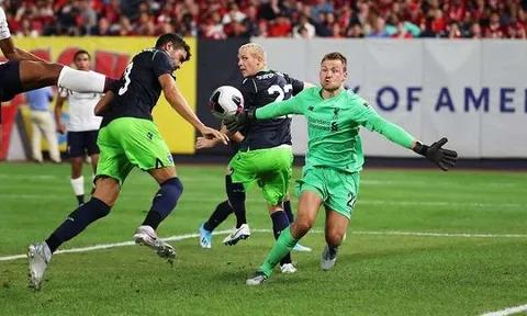 Nếu 'bể kèo' mượn Henderson, tân binh Premier League sẽ nhắm Mignolet