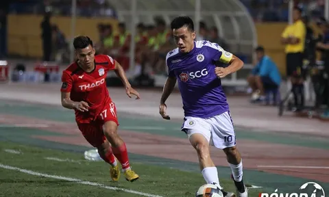 Trợ lý HLV Hà Nội FC Nguyễn Công Tuấn: "Hà Nội FC đang ở quãng khó khăn"