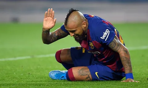 70 triệu + 2 "tốt thí", Barca đón sát thủ vạn người mê về Camp Nou