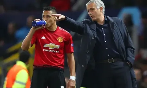 Sau tất cả, Mourinho thừa nhận sự thật đau lòng về Sanchez tại Man Utd