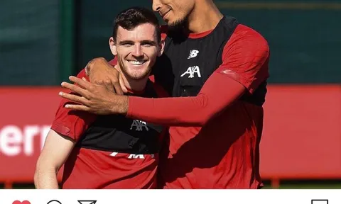 'Van Dijk thích mùi dầu gội đầu của tôi'