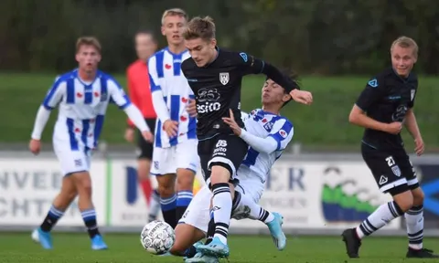 SC Heerenveen chăm sóc Văn Hậu bằng chế độ đặc biệt